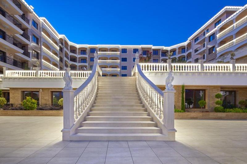 Valencia Gardens Deluxe Apartments Nesebar Bagian luar foto