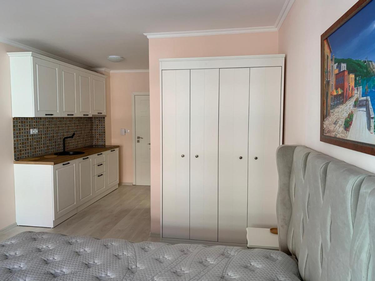 Valencia Gardens Deluxe Apartments Nesebar Bagian luar foto