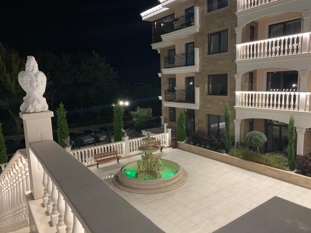 Valencia Gardens Deluxe Apartments Nesebar Bagian luar foto