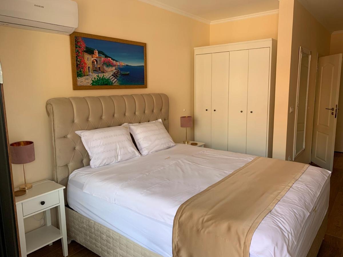 Valencia Gardens Deluxe Apartments Nesebar Bagian luar foto